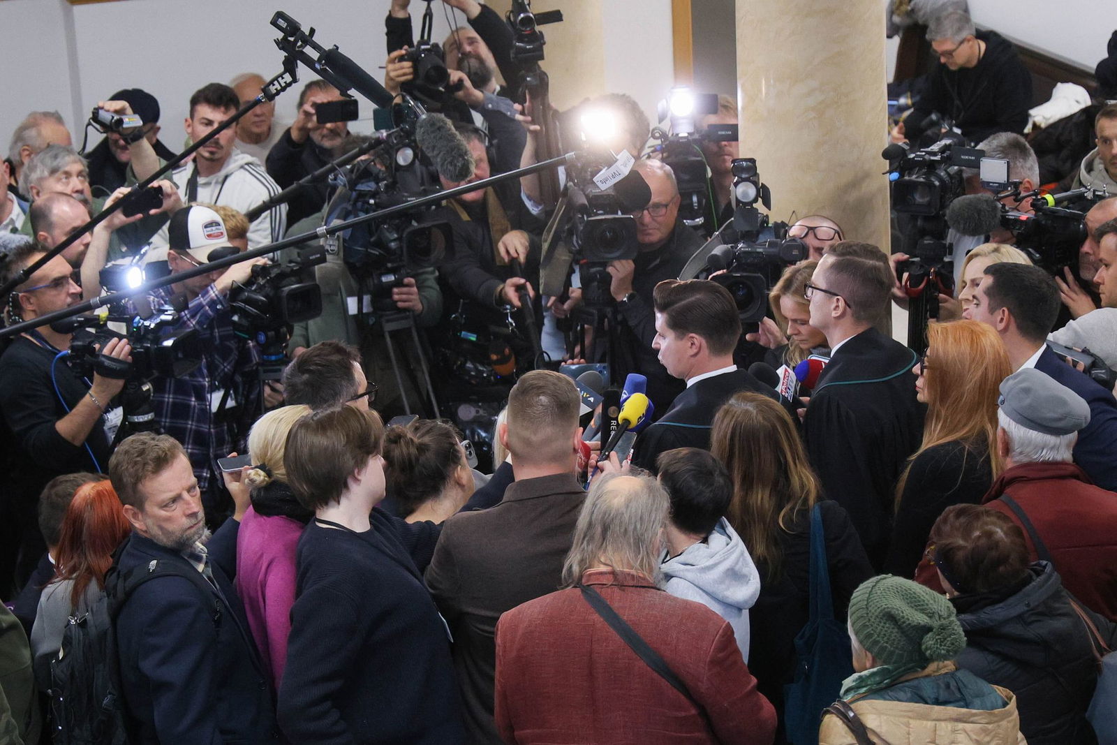 Großes Medieninteresse an der Verhandlung vor dem Bezirksgericht in Warschau