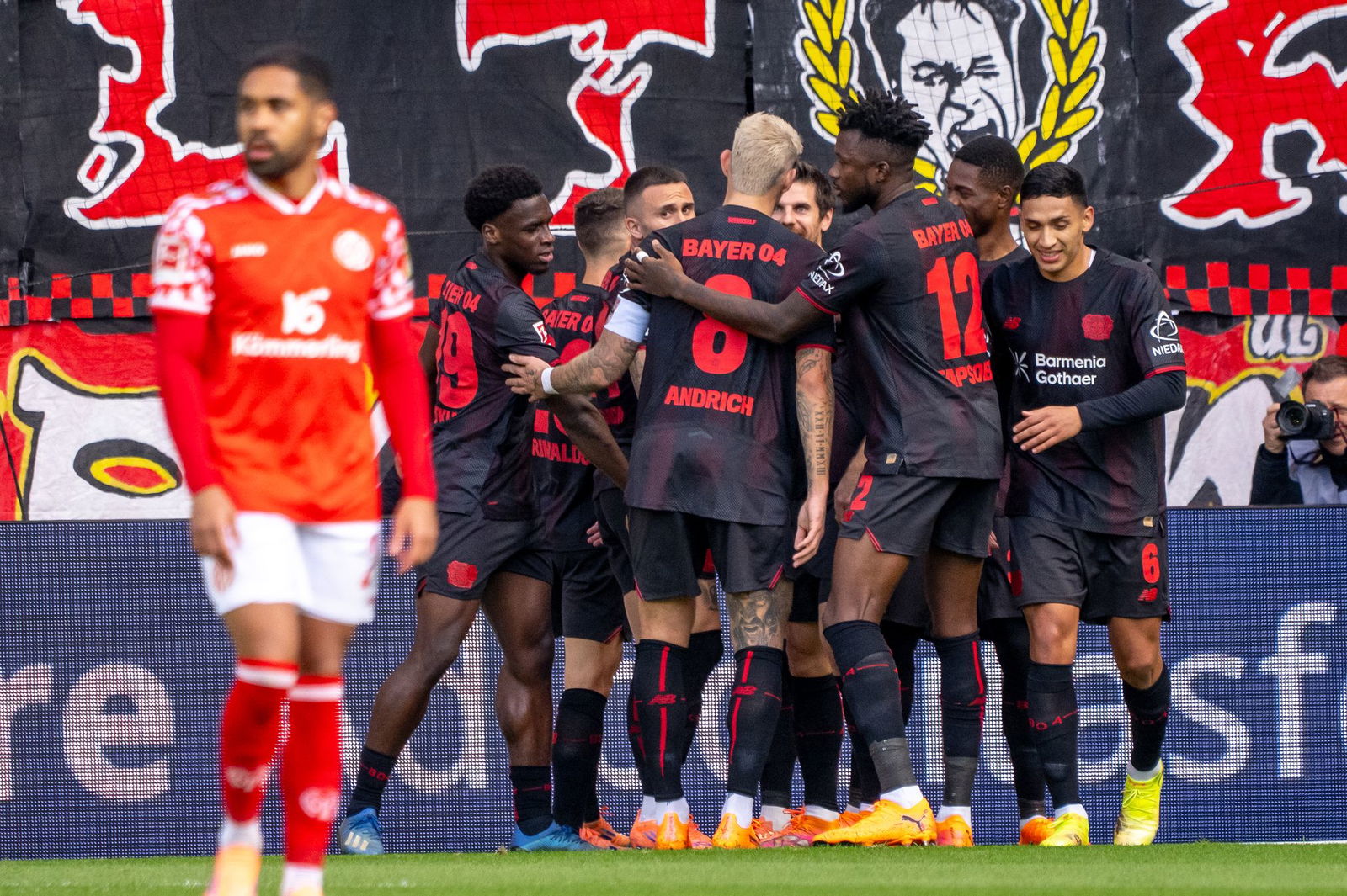 Torjubel für Leverkusen beim FSV Mainz 05.