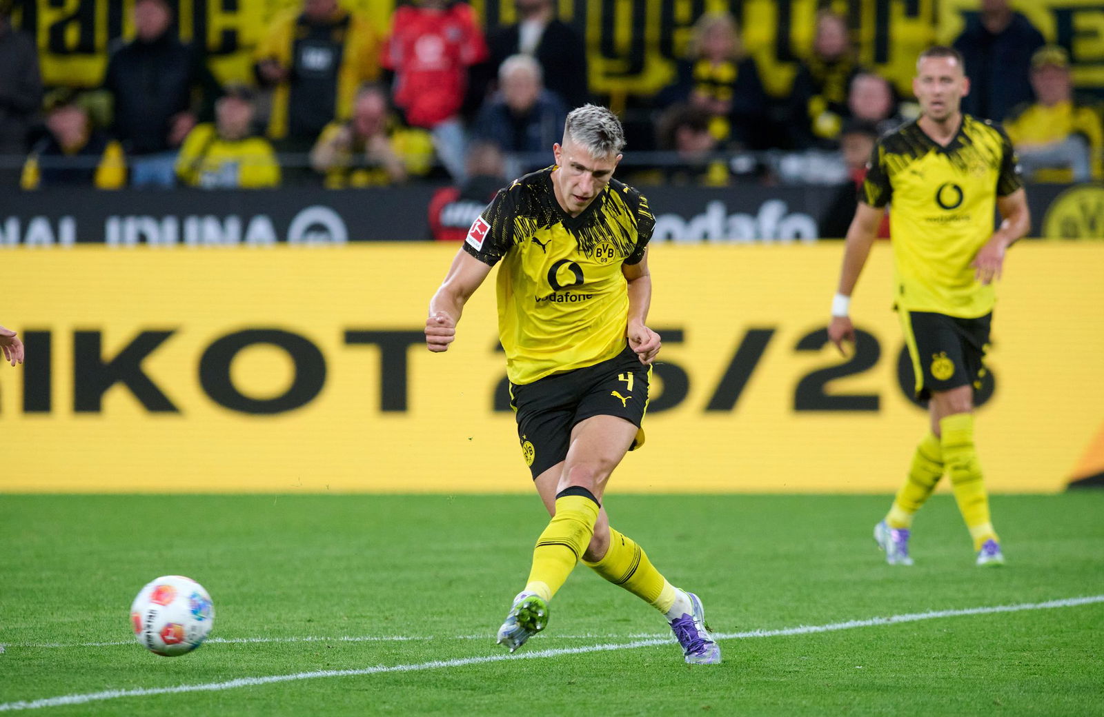 München oder Dortmund? Wo liegt die Zukunft von Nico Schlotterbeck?