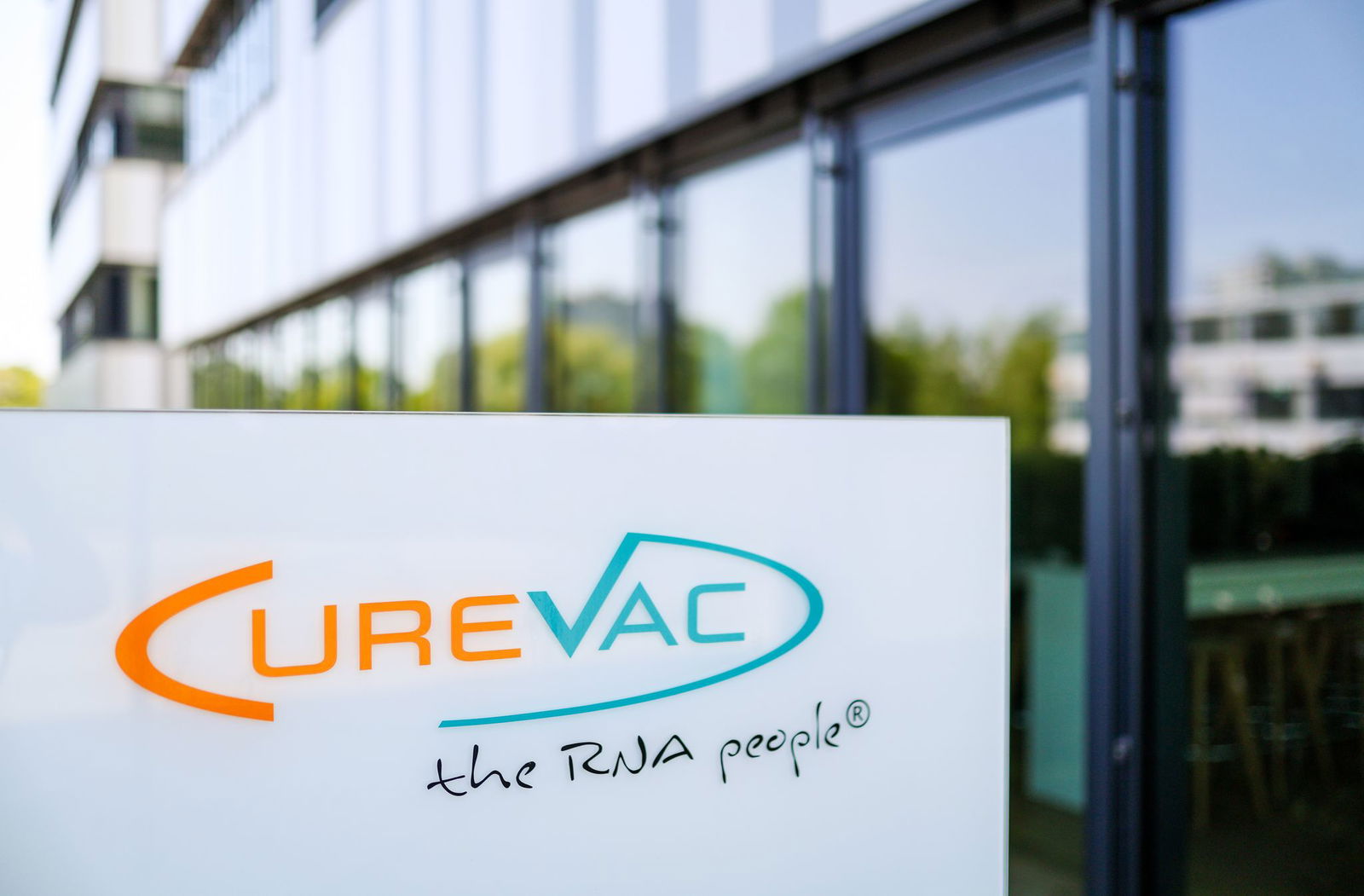 Nach dem Ablauf des Angebots soll die organisatorische Umstrukturierung von Curevac angegangen werden. (Archivbild)