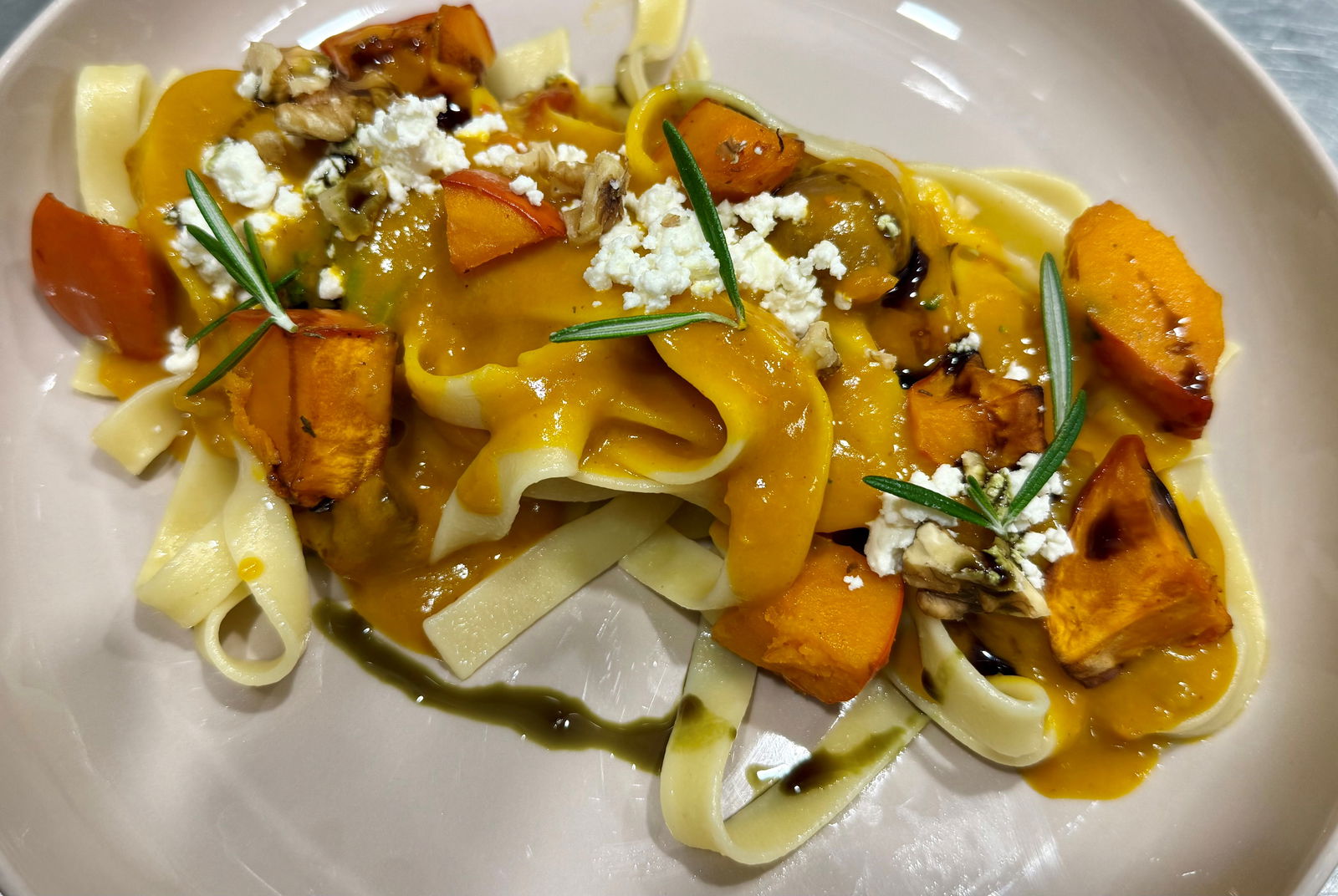 Herbstliche Kürbispasta 