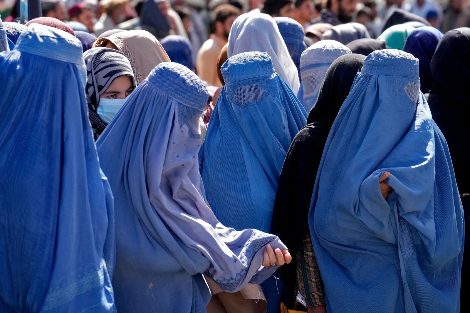 Die islamistischen Taliban haben die Rechte von Frauen und Mädchen, zum Beispiel auf Bildung, massiv eingeschränkt. (Archivfoto)