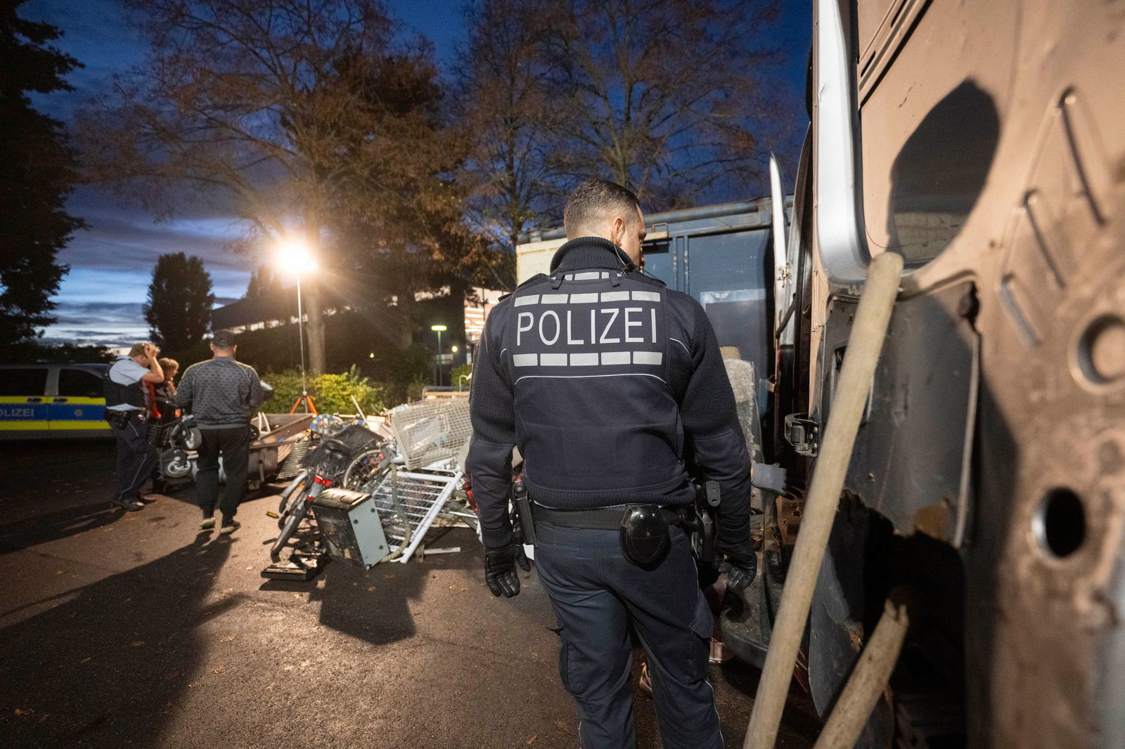 Die Kontrollaktion zieht sich bis in die Abendstunden. 