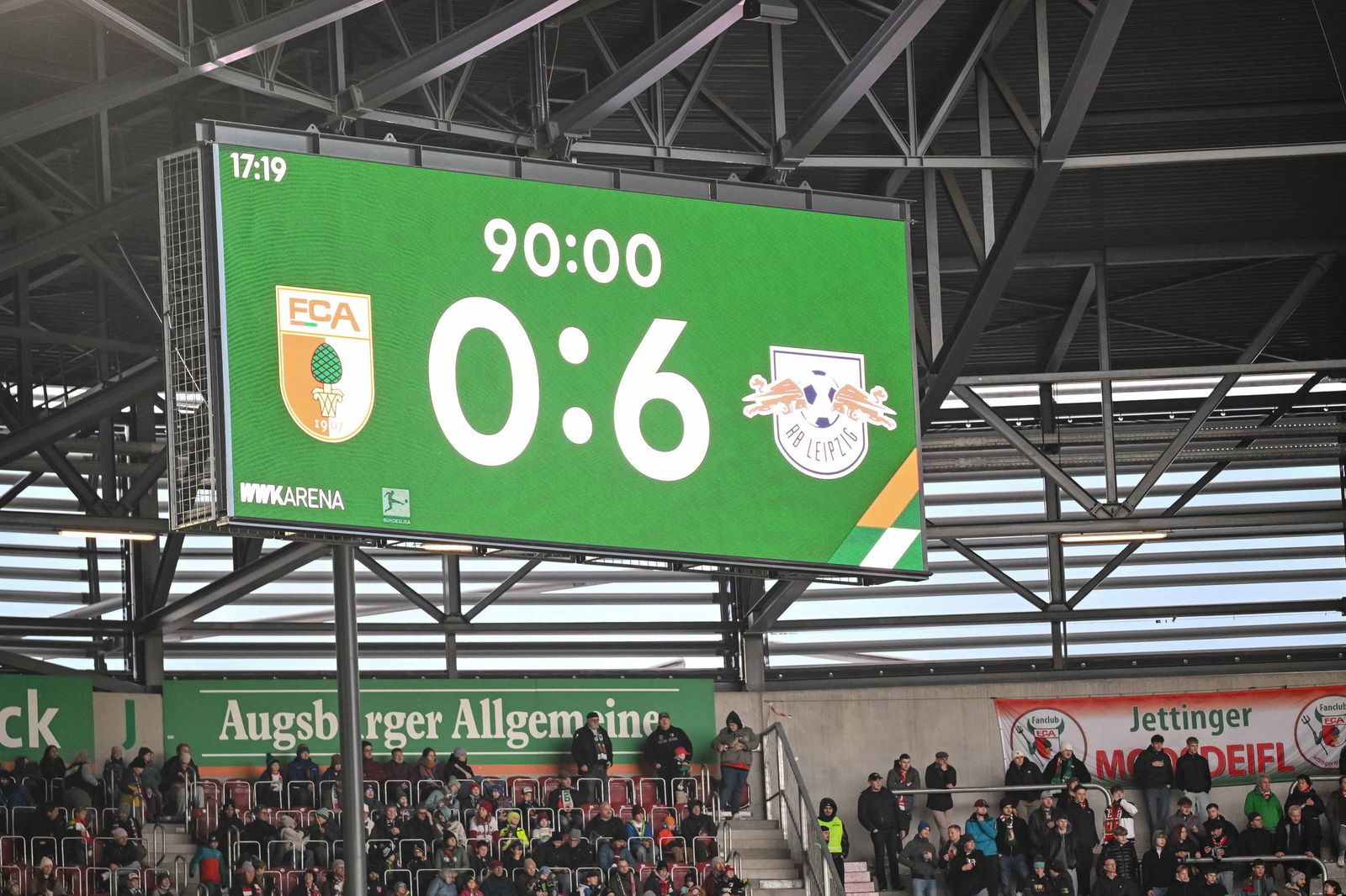 0:6 - ein historisches Heim-Ergebnis für den FC Augsburg.