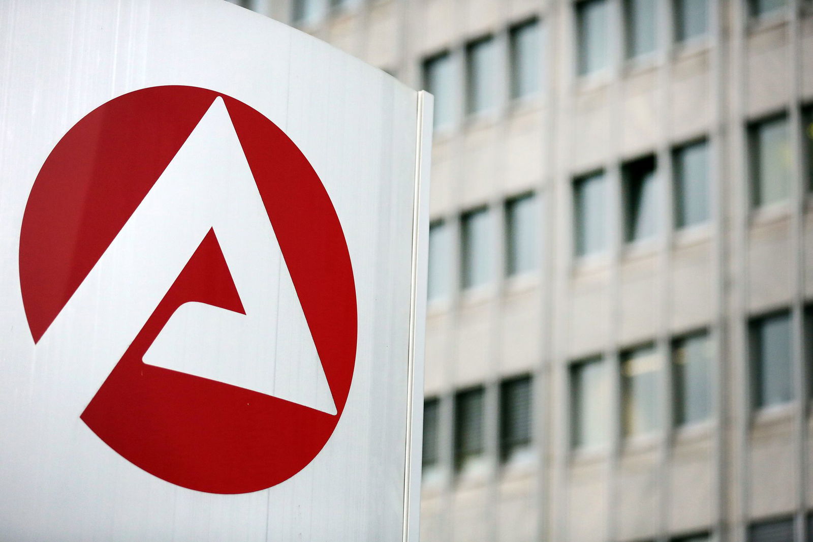 Im Saarland gab es zuletzt weniger sozialversicherungspflichtig Beschäftigte als im Vorjahr. (Symbolbild)