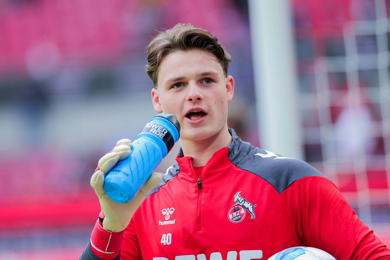  Jonas Urbig spielte viele Jahre für den 1. FC Köln. (Archivfoto)