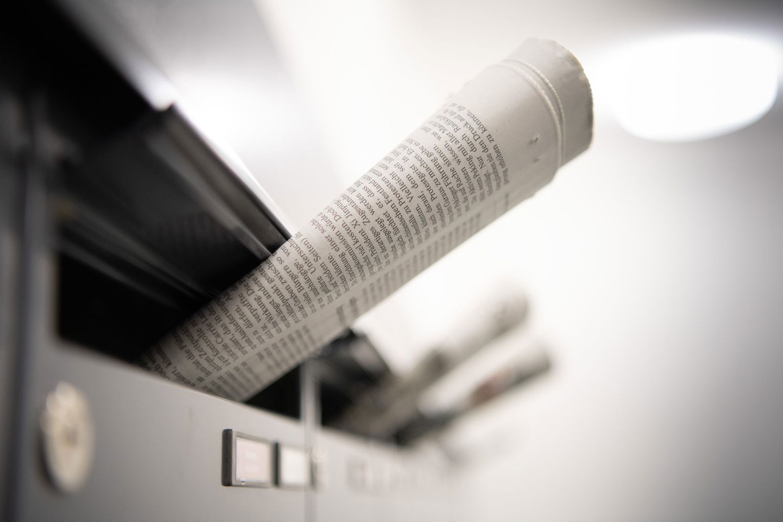 Nach dem Vorfall konnte der Zeitungsbote seine Tour beenden. (Symbolbild)