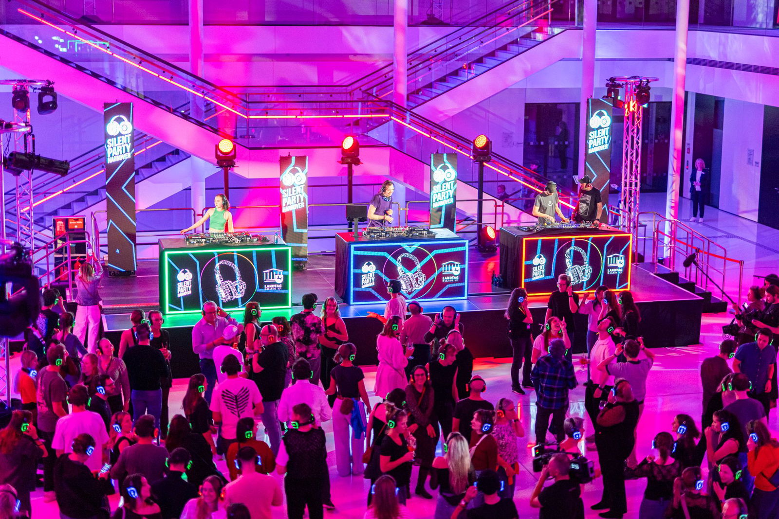 Musik gab es auf Kopfhörern. 