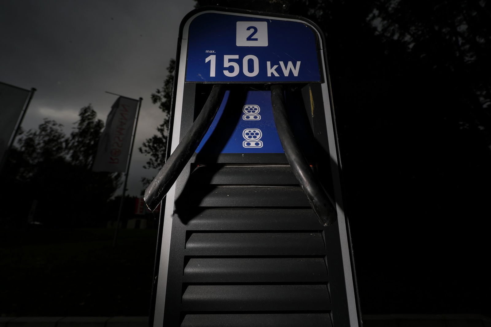 Für andere E-Autofahrerinnen und -fahrer ist das frustrierend - denn laden ist hier nicht möglich.