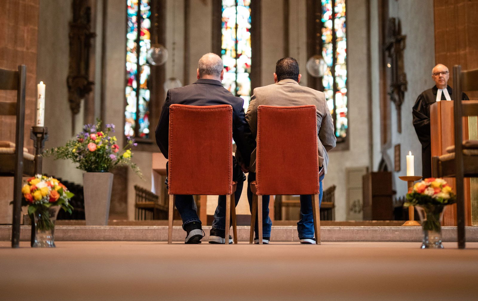 Gleichgeschlechtliche Paare können sich weiter nicht in der evangelischen Landeskirche trauen lassen. (Archivbild) 