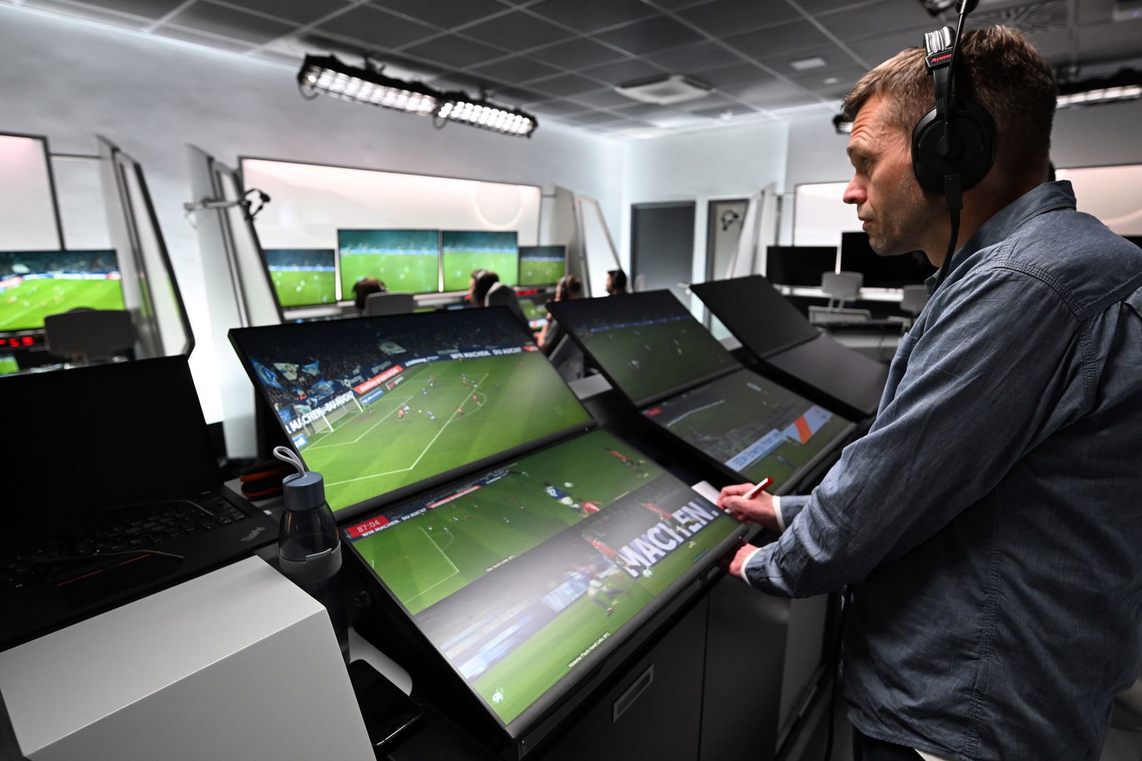 Jochen Drees ist Leiter Innovation und Technologie bei der DFB Schiri GmbH. (Archivbild) 