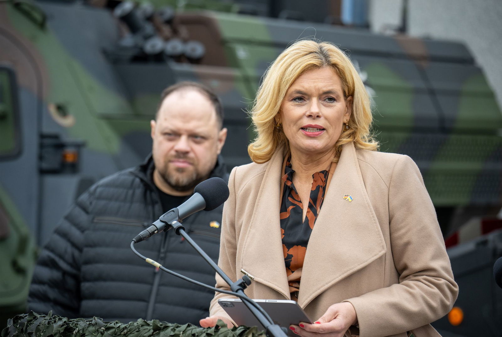 Während Kinder aus der Ukraine in rheinland-pfälzischen Klassenzimmern lernen, trainieren in Baumholder ihre Landsleute für den Kampf an der Front. (Archivbild)