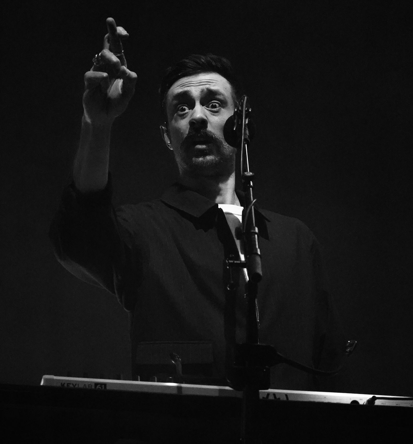 Bastille - Keyboarder Kyle