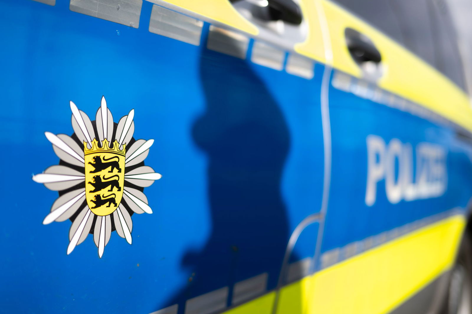 Wegen Amokalarms ist die Polizei in Biberach im Großeinsatz. (Symbolbild)