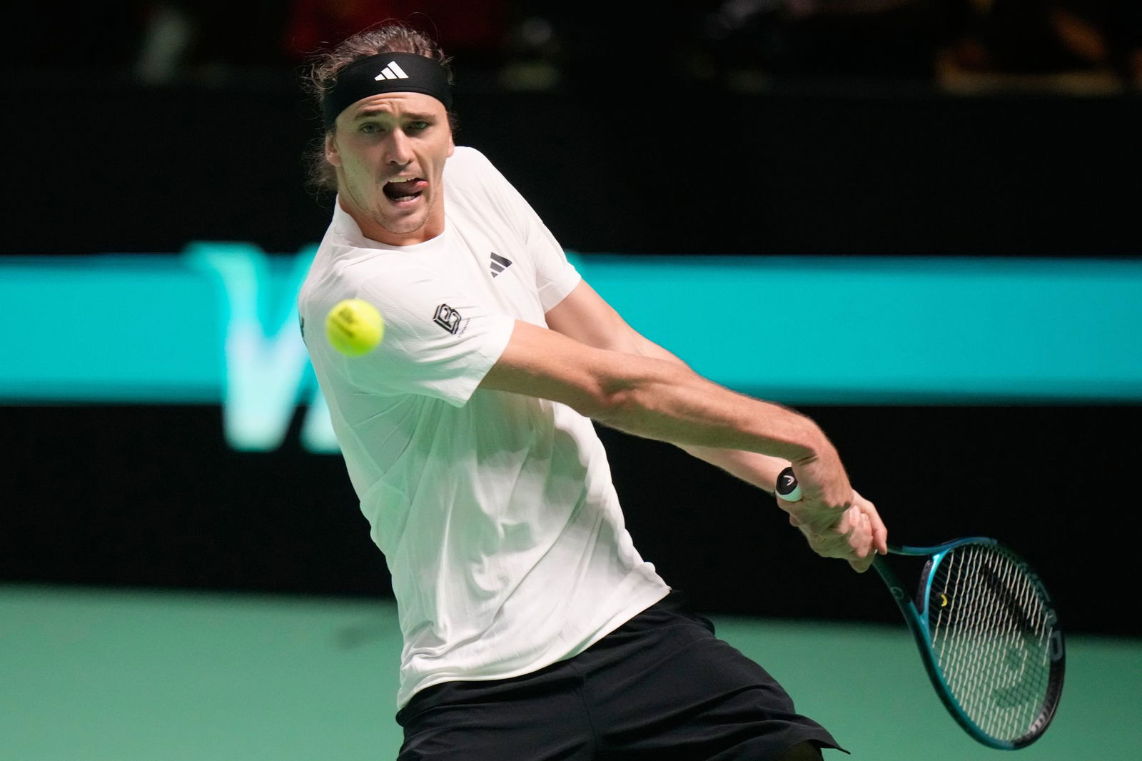 Volle Konzentration auf den Ball und den Schlag: Alexander Zverev