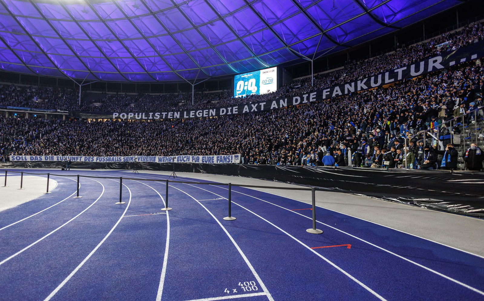 Auch die Fans von Hertha BSC haben ihren Unmut geäußert.