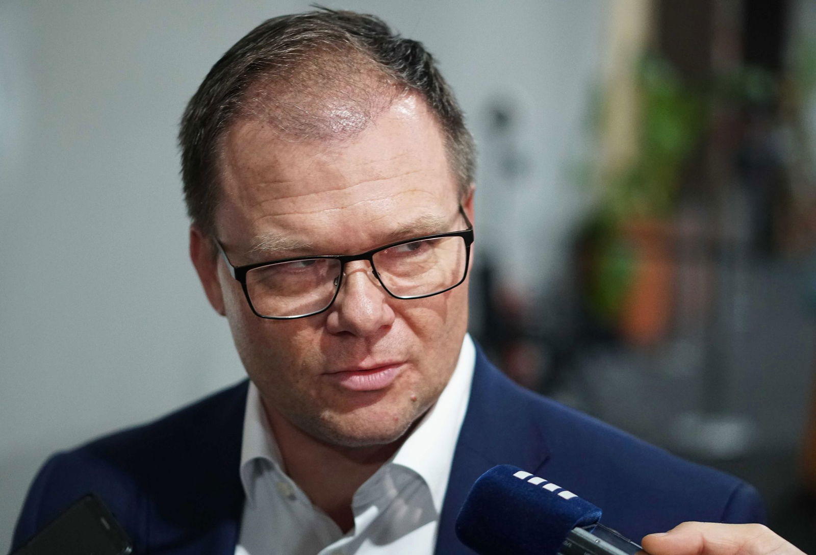 Bundesumweltminister Carsten Schneider gibt den Ölstaaten Schuld für das Ergebnis.