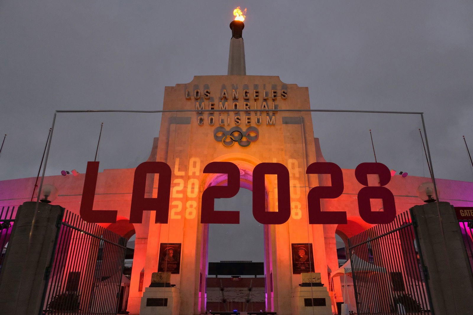 Schon am ersten Wettkampftag soll es im Los Angeles Memoral Coliseum bei den Frauen um Gold über 100 Meter gehen. (Archivfoto)