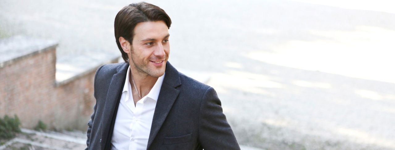 geschäftsmann lächelt