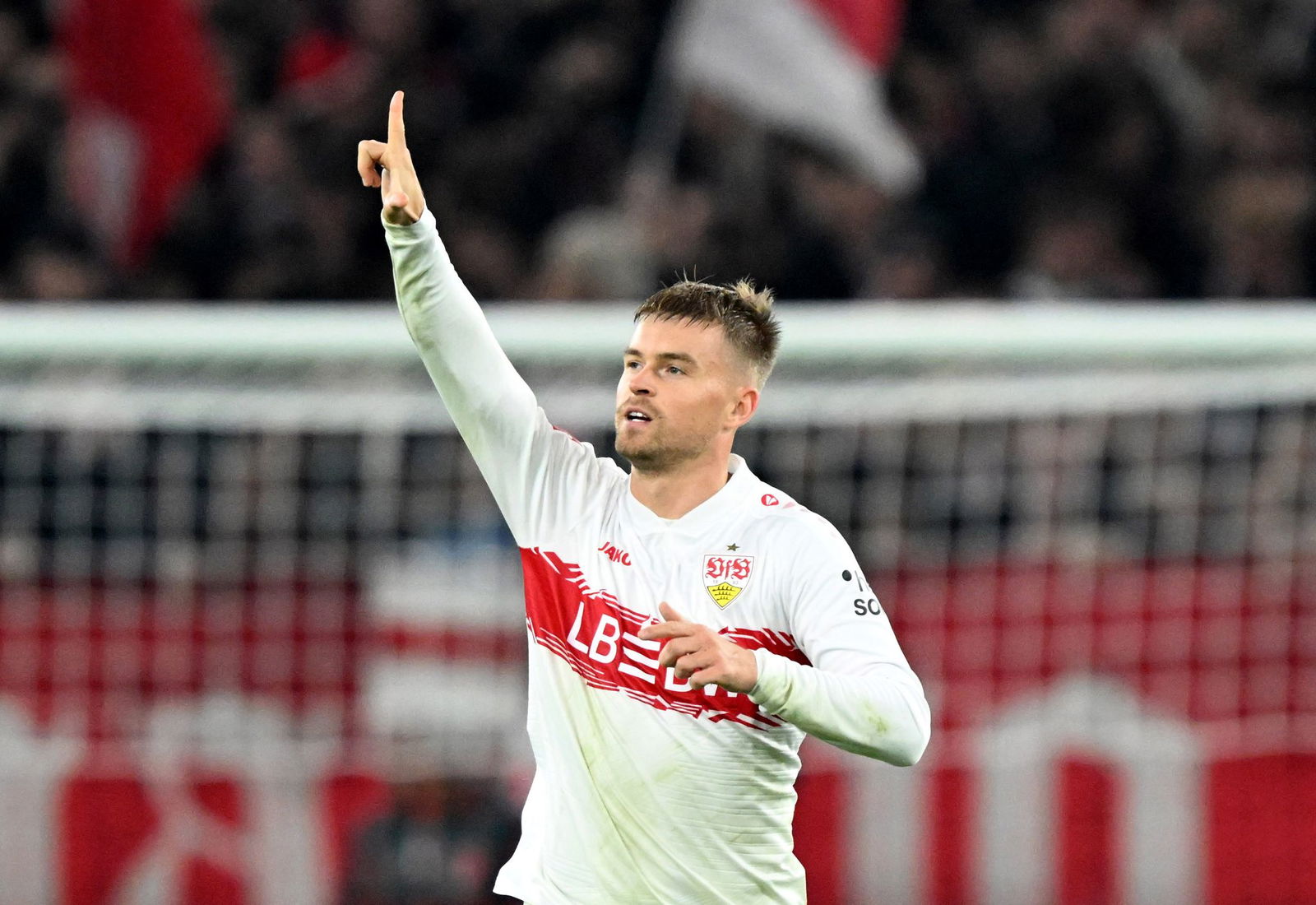 VfB-Nationalspieler Mittelstädt traf per Foulelfmeter zum 1:1.