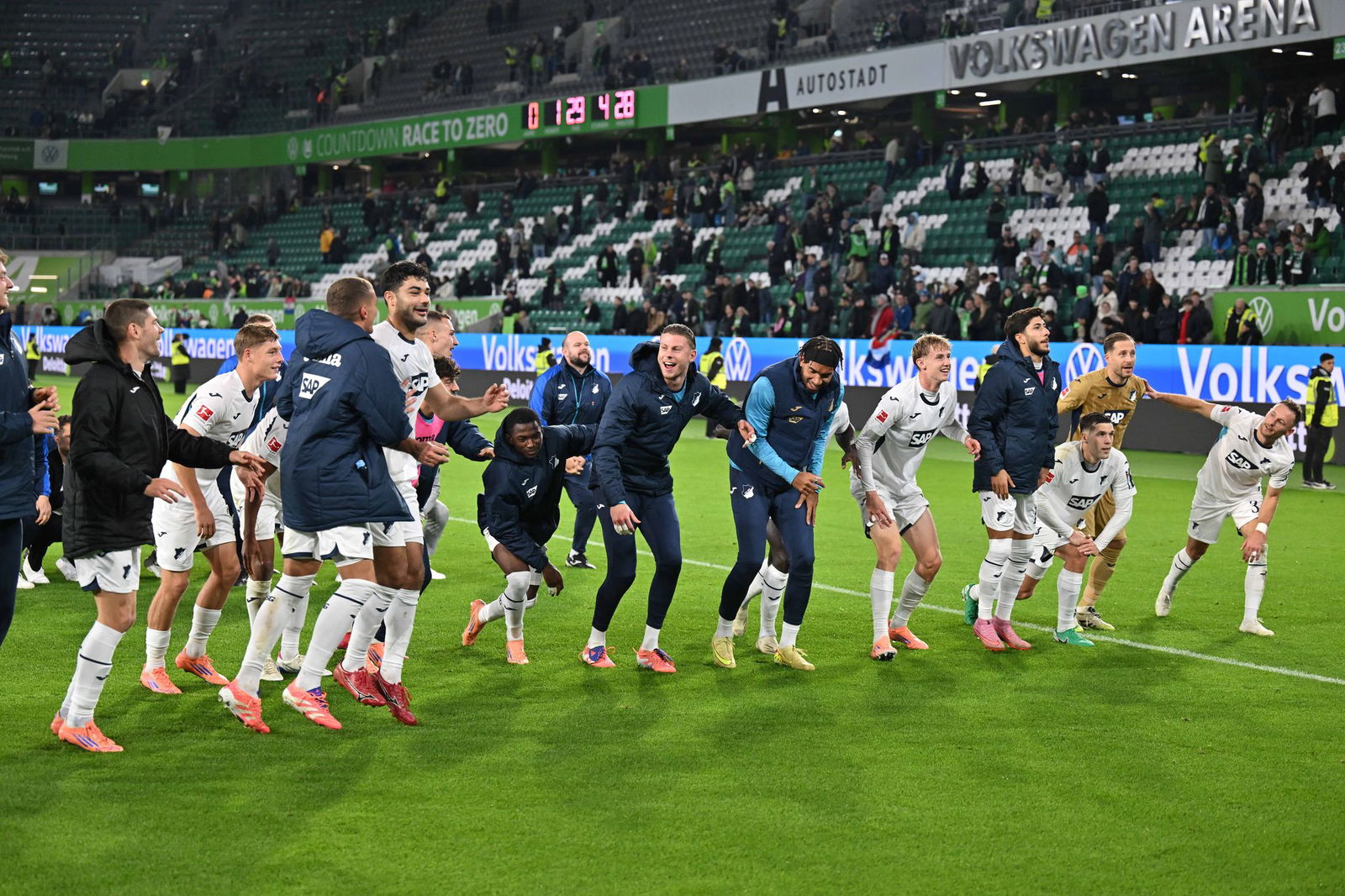 Hoffenheimer Jubel in Wolfsburg.