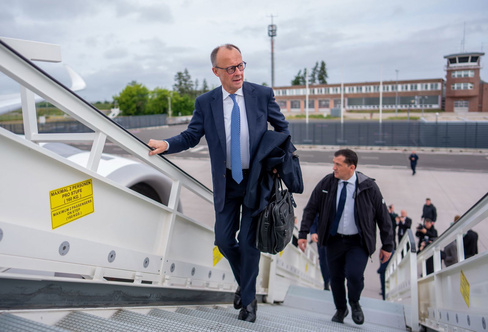 CDU-Chef Friedrich Merz steht vor seiner bislang längsten Auslandsreise als Bundeskanzler. (Archivbild)
