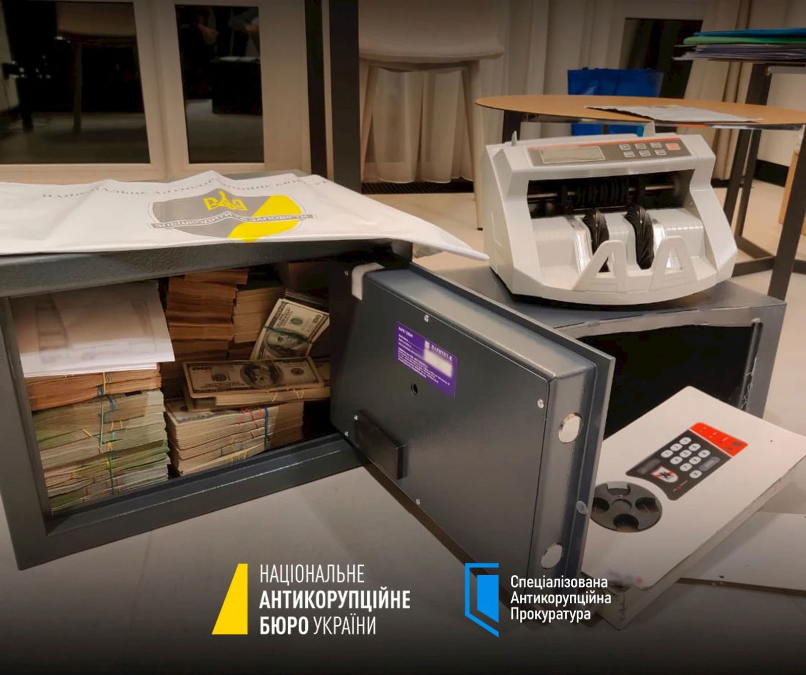 Ukrainische Korruptionsbekämpfungsbehörden legten Schmiergeldzahlungen in Ministerien und Staatskonzernen offen.