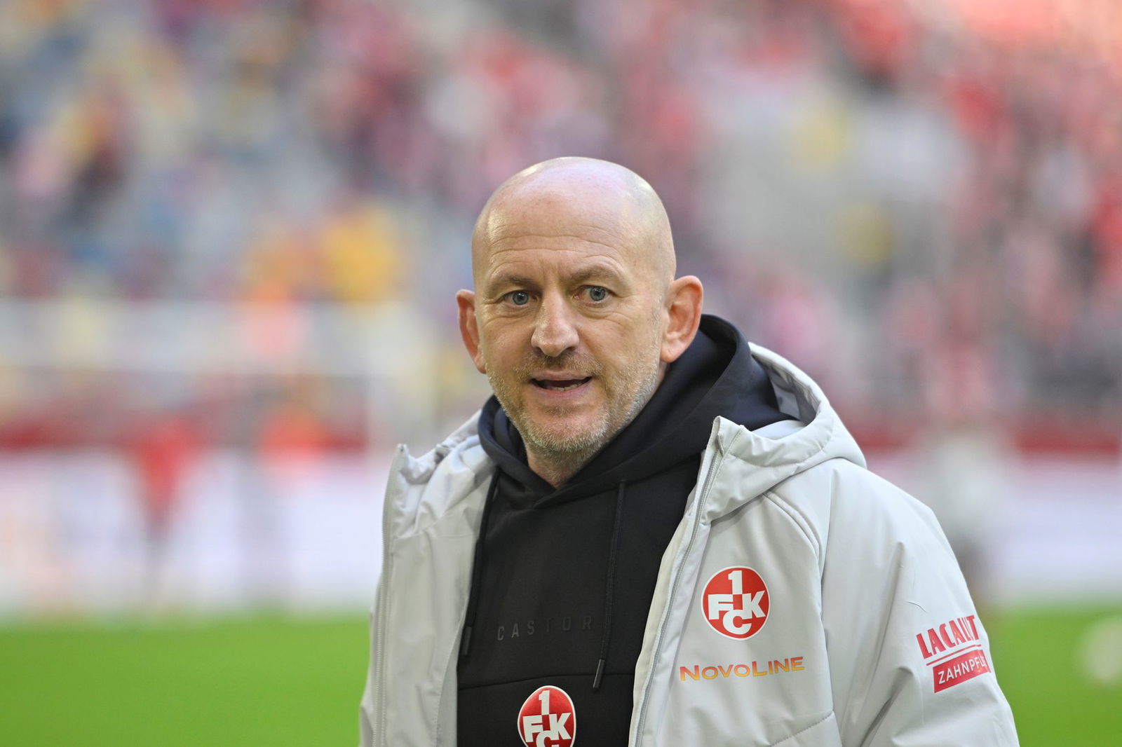 Der 1. FC Kaiserslautern mit Trainer Torsten Lieberknecht tritt im Achtelfinale des DFB-Pokals bei Hertha BSC an.