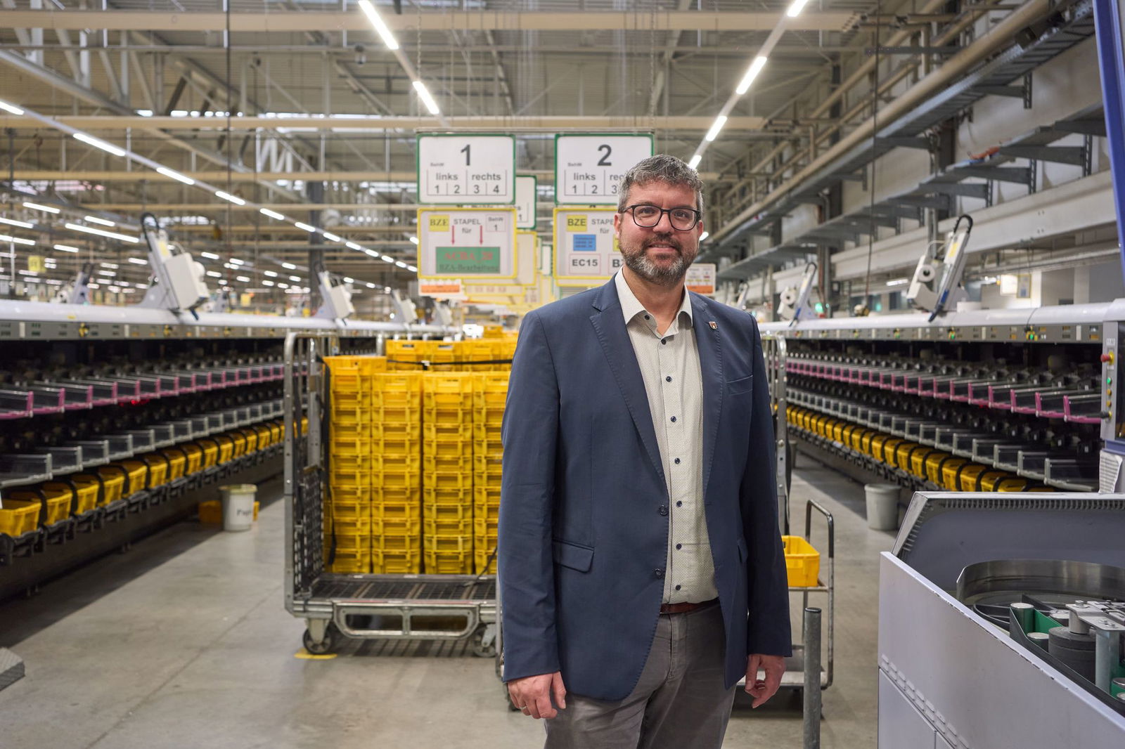 Der Testlauf im Briefzentrum sei ein wichtiger Baustein für reibungslose Wahlen, sagte Landeswahlleiter Marco Ludwig.