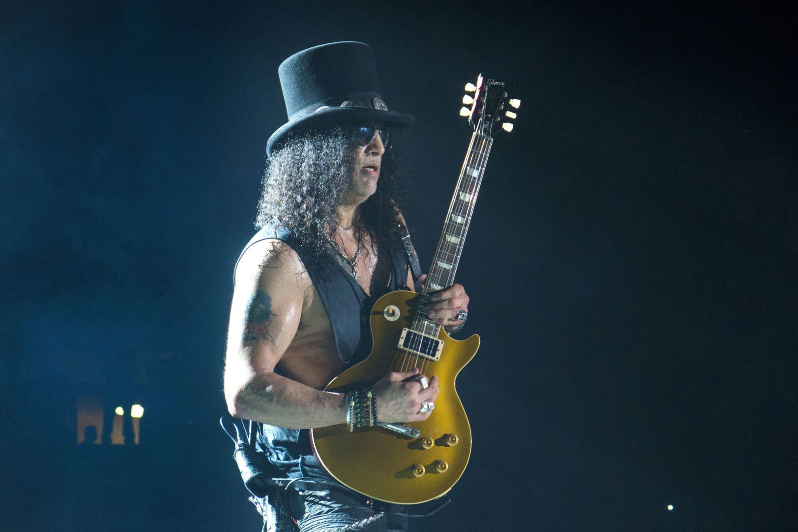 Kultgitarrist Slash ist mit seinem Konzertfilm «Live at the «S.E.R.P.E.N.T. Festival» für einen Tag im Kino zu sehen.