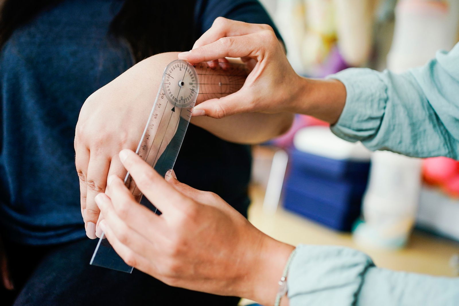 Im Gesundheitswesen in Rheinland-Pfalz waren im Jahr 2023 insgesamt 275.000 Personen tätig. (Symbolbild)