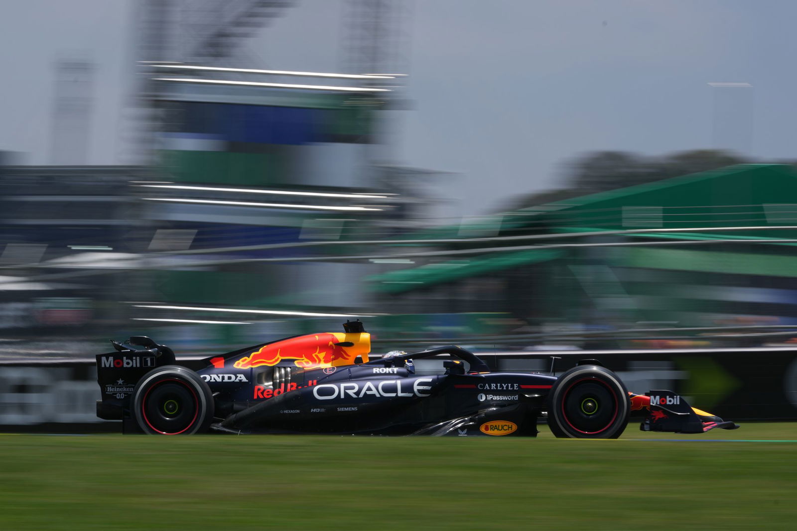 Weltmeister Max Verstappen kam auf dem Kurs in Interlagos nicht zurecht.