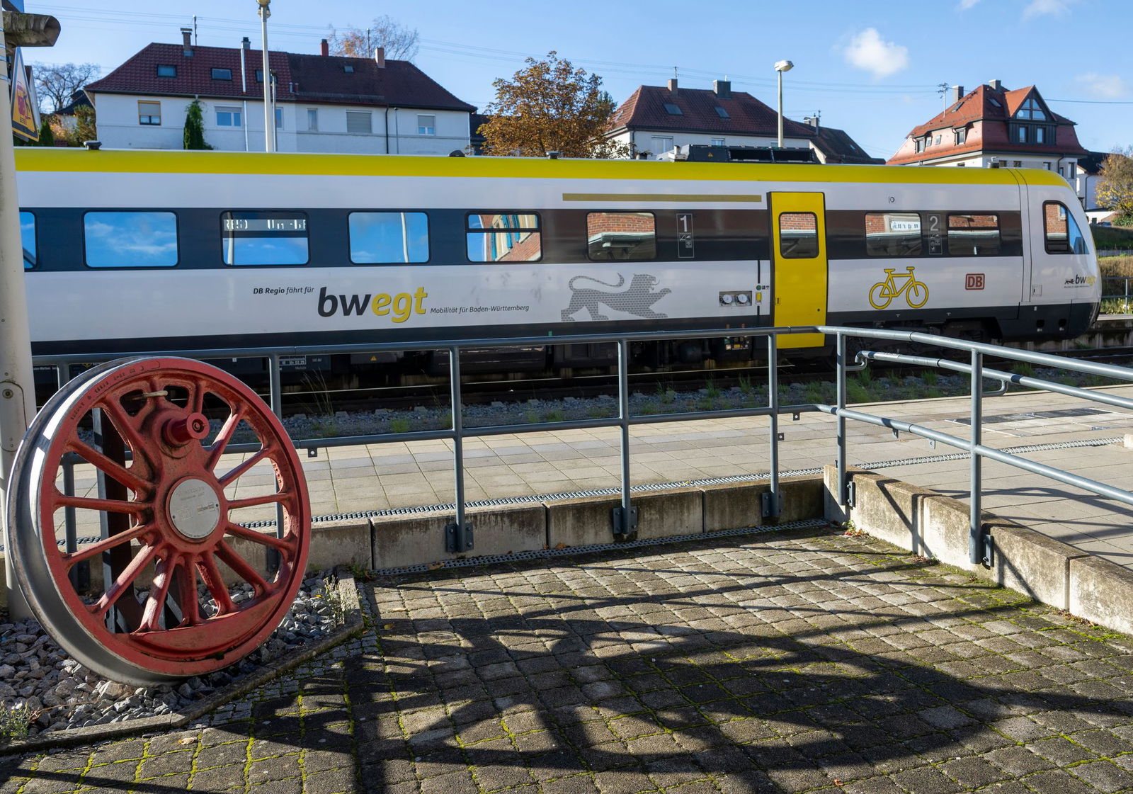 Die Brenzbahn befördert täglich Tausende Menschen auf der Strecke. (Archivbild) 
