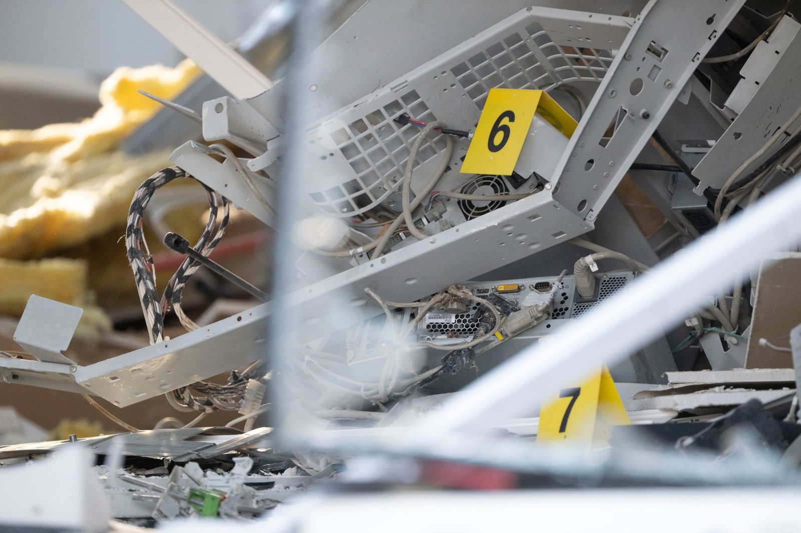 Die Ermittlungen der Polizei laufen.