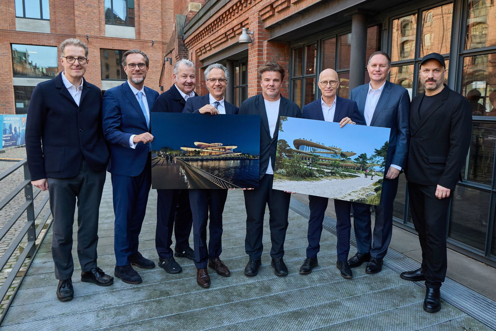 Die Beteiligten nach der Vorstellung.