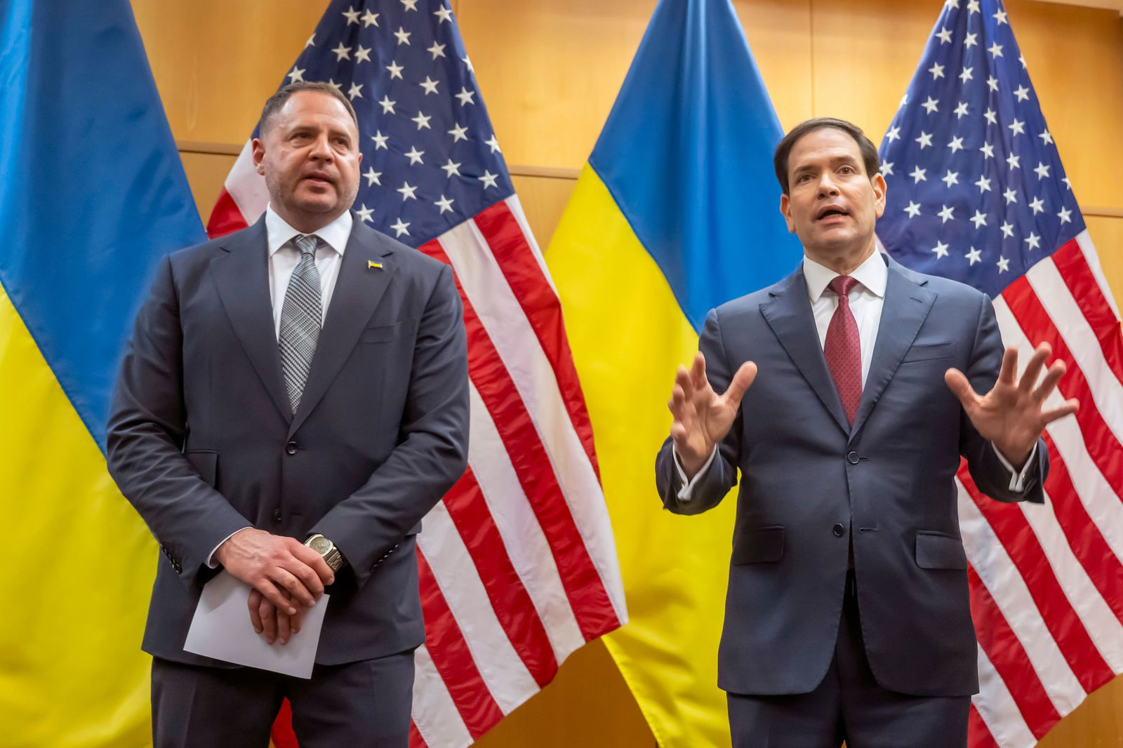 Die Ukraine könnte US-Außenminister Marco Rubio zufolge mehr Bedenkzeit bekommen.
