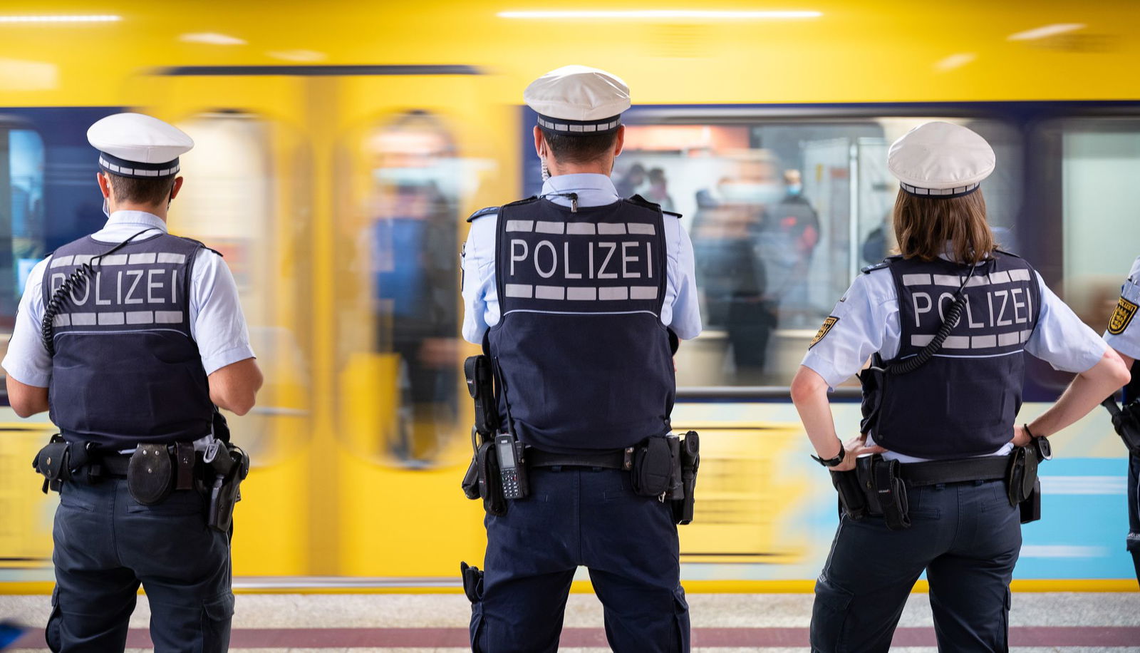 Immer wieder führt die Polizei Schwerpunktkontrollen durch im Nahverkehr.