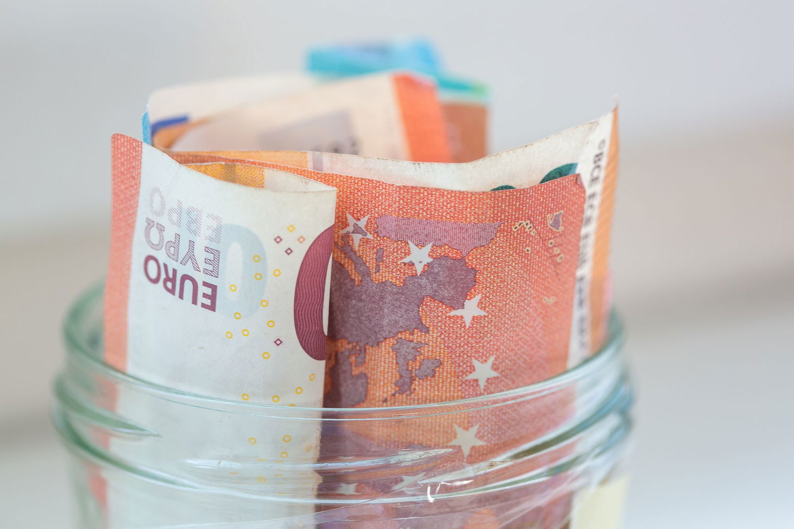 «Wer spendet, spendet bewusster und großzügiger», sagte Pastor Ulrich Pohl, Vorstandsvorsitzender des Deutschen Spendenrates. (Symbolbild)