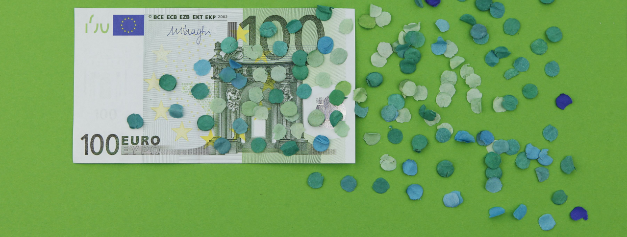 100€ Schein mit Konfetti 
