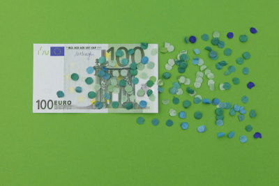 100€ Schein mit Konfetti 