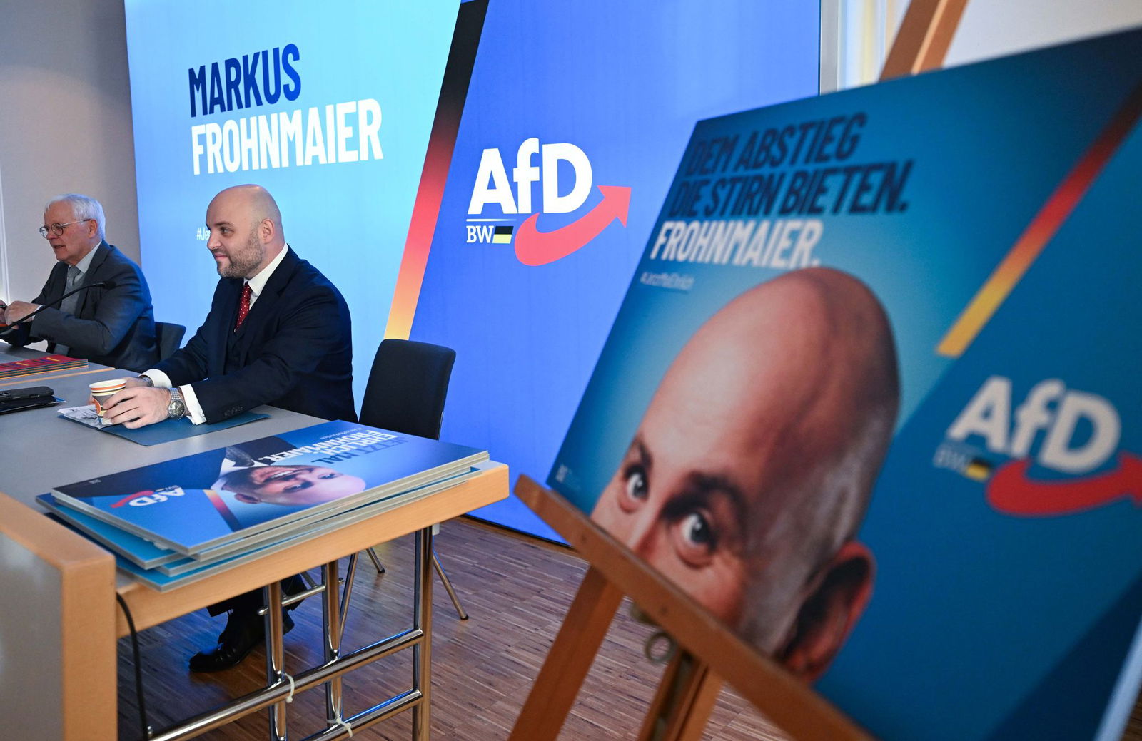 Die AfD will Frohnmaier bekannter machen.