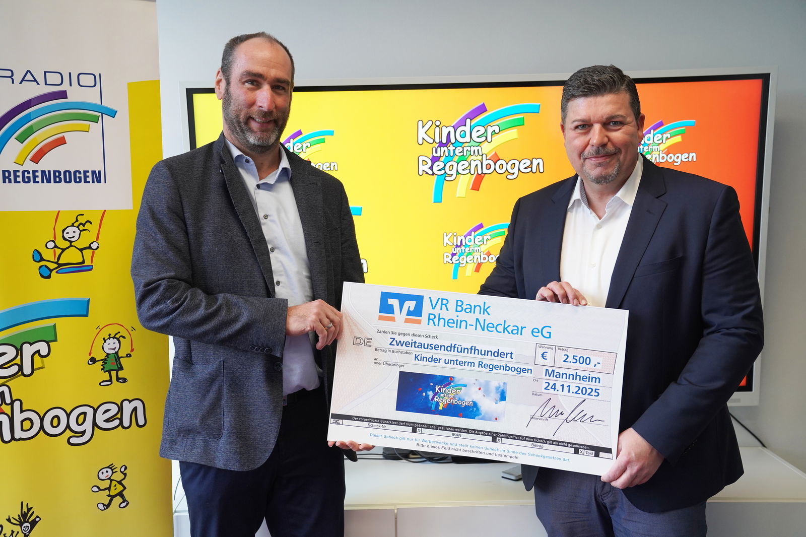 KuR VR Bank Spendenübergabe