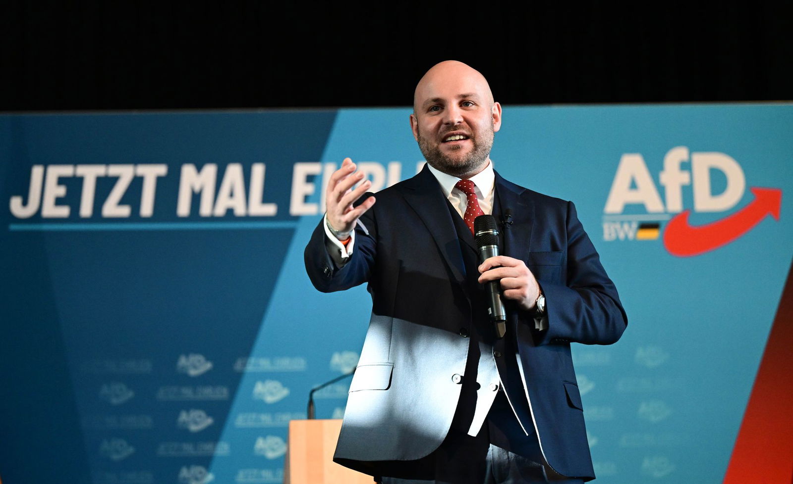 Frohnmaier streckt der CDU die Hand aus.