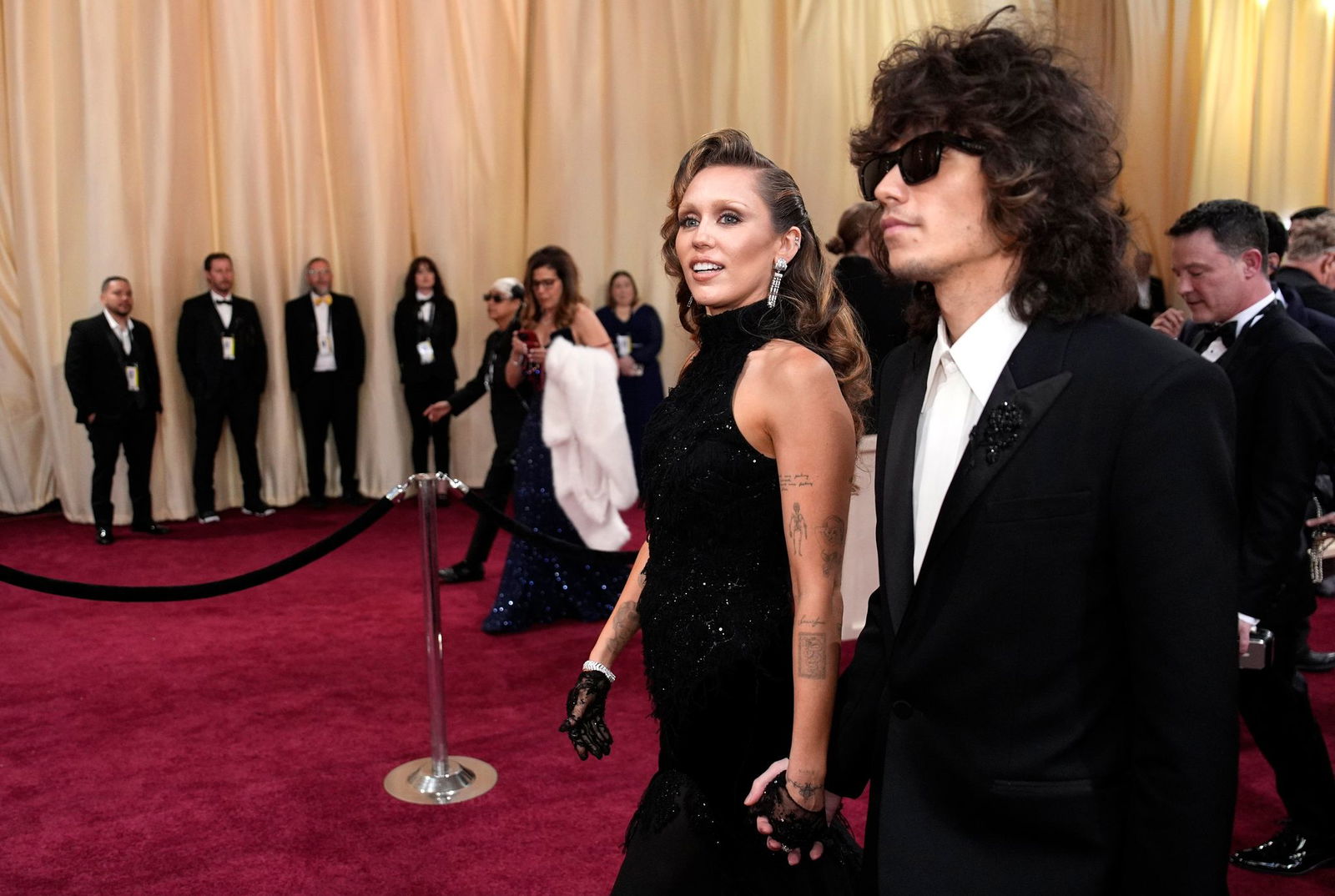 Das Promi-Paar Miley Cyrus und Maxx Morando hat sich verlobt. (Archivbild)