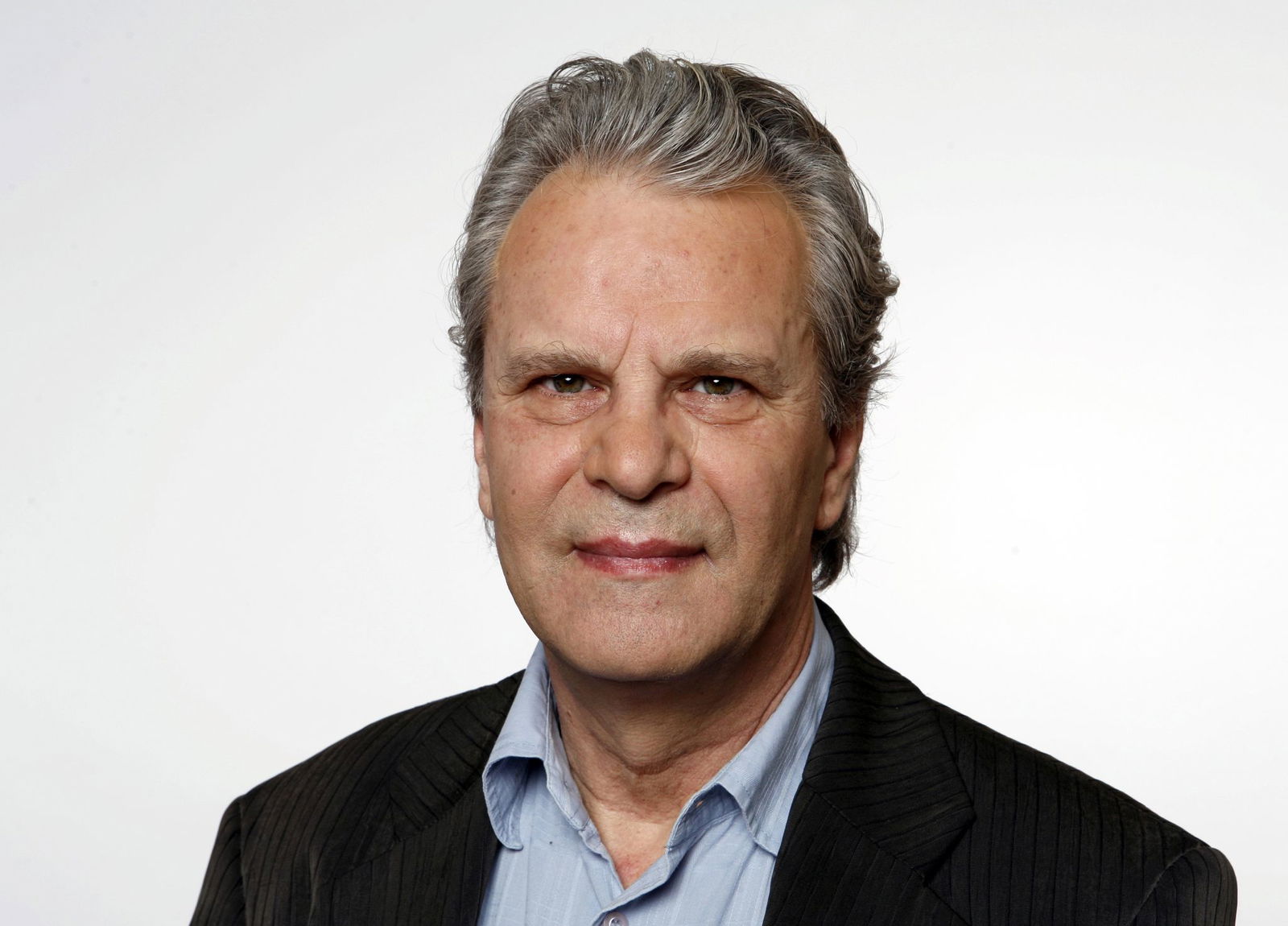 Die Schauspielerin Katja Riemann würdigte ihren verstorbenen Ex-Partner und Kollegen Peter Sattmann.