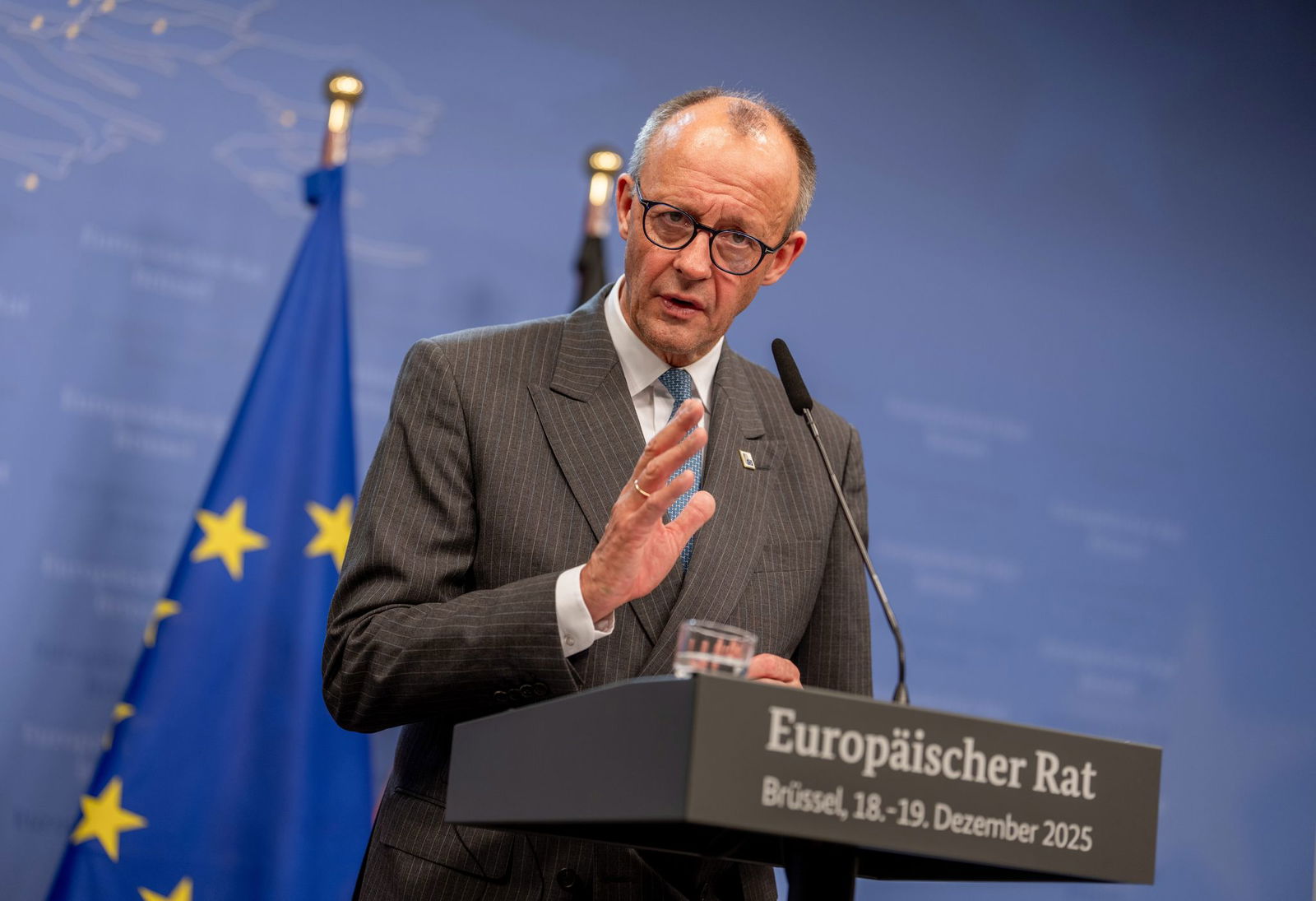 Zeigte sich am Ende mit dem Kompromiss zufrieden: Bundeskanzler Friedrich Merz.