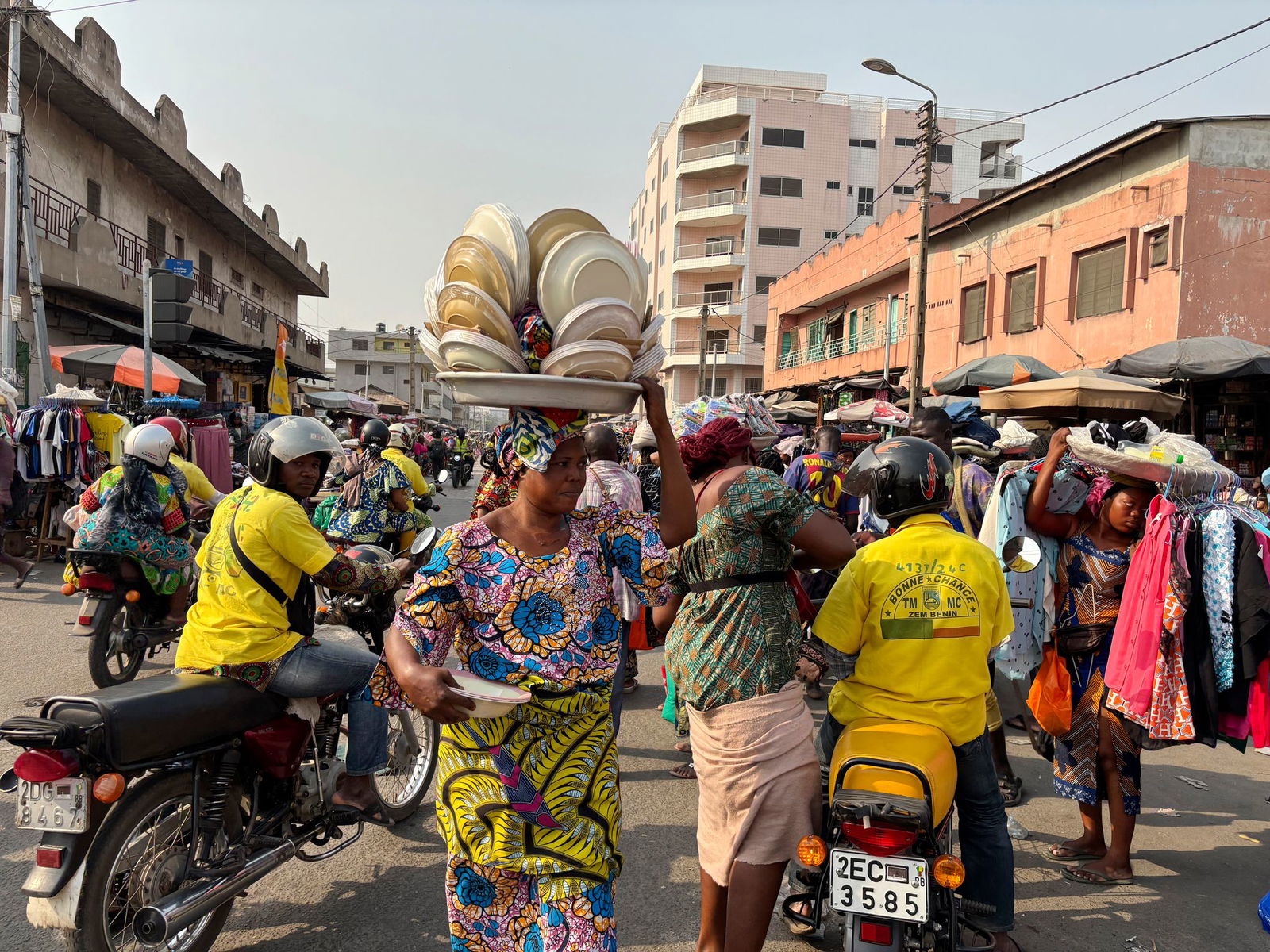 Die Kunde vom Putschversuch platzte in den Alltag in der Stadt Cotonou. (Archivbild)