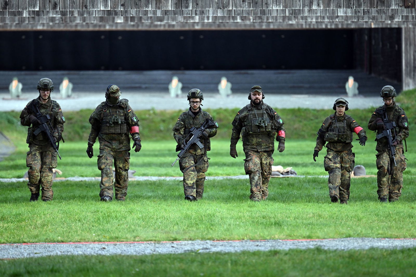Verpflichtende Musterungen wollen die Grünen - mehr Pflicht beim Wehrdienst aber erst einmal nicht.