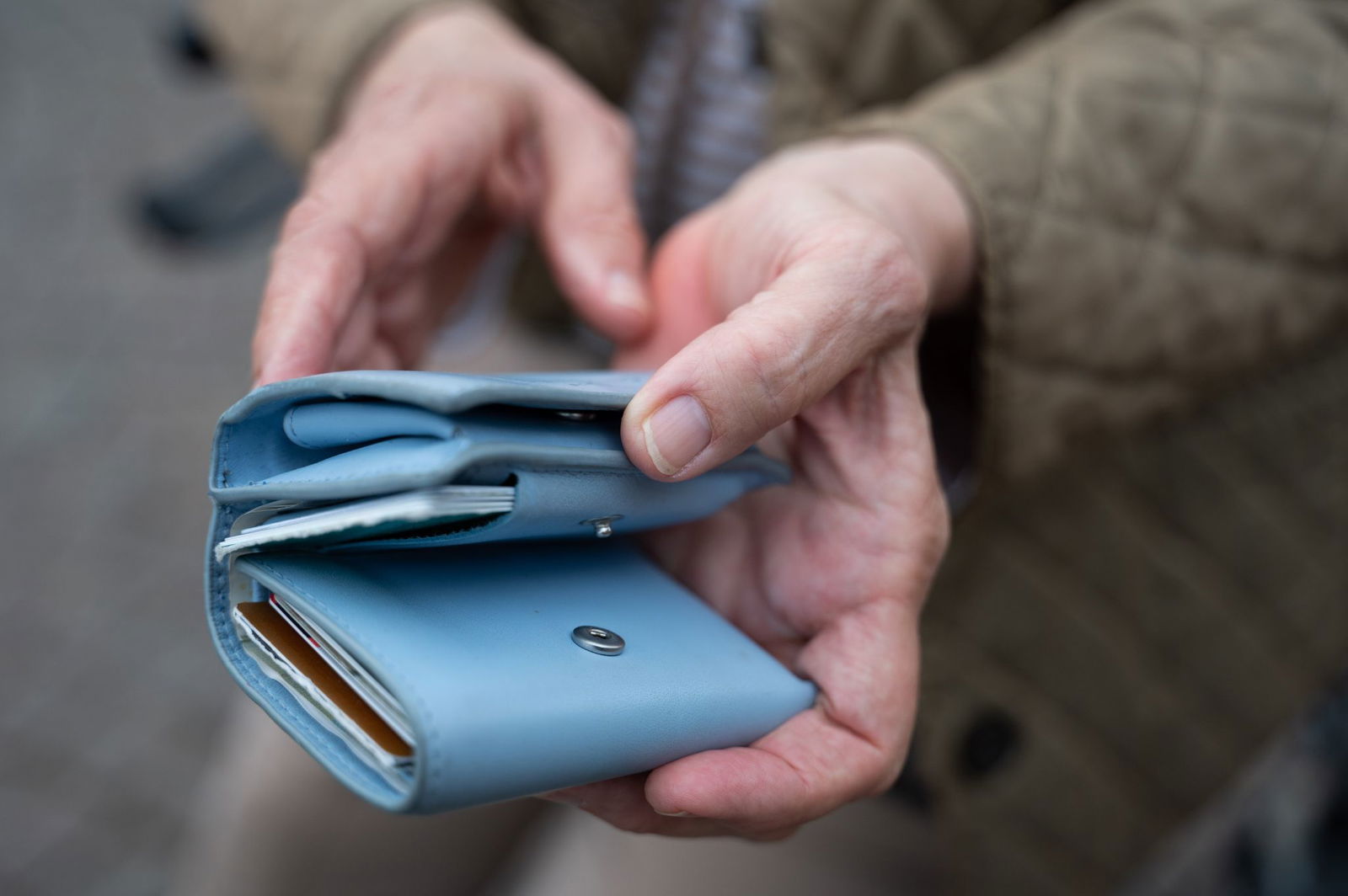 Für die einzelnen Rentnerinnen und Rentner kann es um Hunderte Euro mehr oder weniger gehen. (Symbolbild)