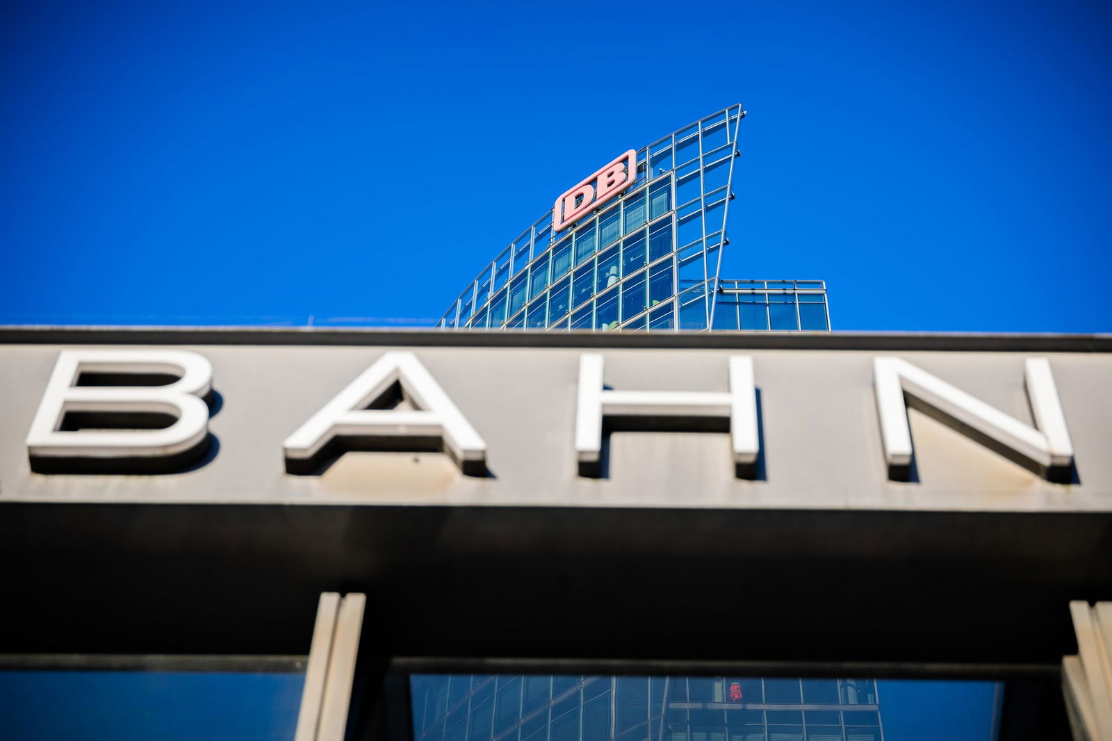 Am Mittwoch tagt der Aufsichtsrat der Deutschen Bahn zum letzten Mal in diesem Jahr. (Archivbild)